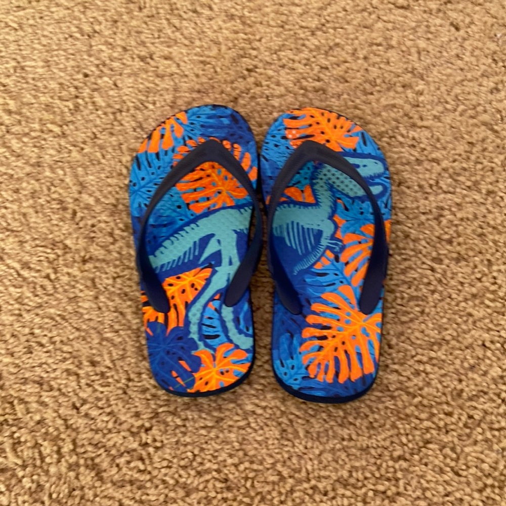 Kids dinosaur shoes